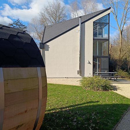 B6 Villa Ursel Exterior photo